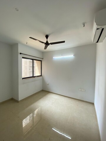 2 BHK Apartment For Rent in Lodha Palava Downtown Dombivli East, Dombivli East