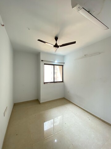 Master Bedroom in 2 BHK Apartment at Lodha Palava Downtown Dombivli East, Dombivli East – for Rent