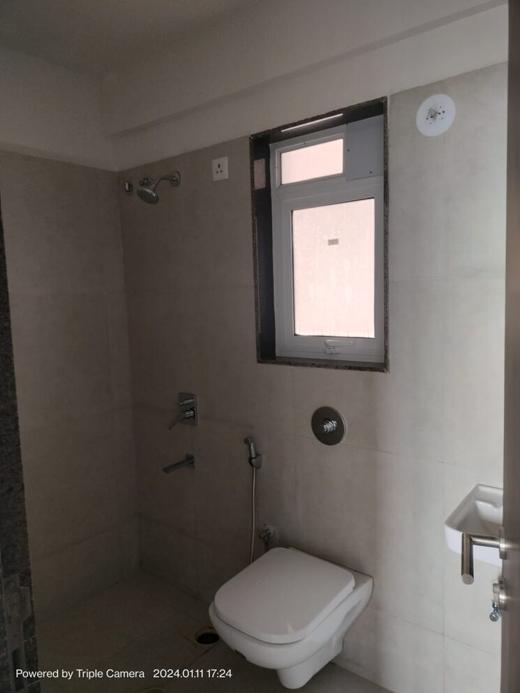 Attached Bathroom, puraniks-city-reserva 1 Bedroom 447 Sq.Ft. Apartment In Ghodbunder Road Thane 8500829