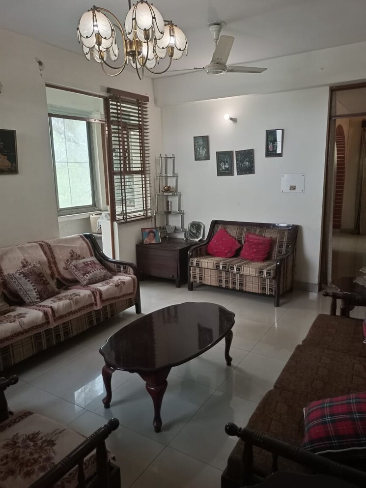 Living Room, ip extension 3 Bedroom 1650 Sq.Ft. Apartment In Ip Extension Delhi 8500934