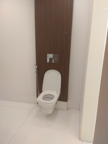 Attached Bathroom in 6 BHK Independent House at New Friends Colony – for Rent