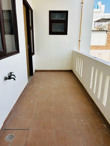 Balcony in 4 BHK Builder Floor at Sector 41 – for Sale