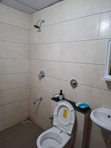 Attached Bathroom in 3 BHK Apartment at Vaishnodevi Circle – for Rent