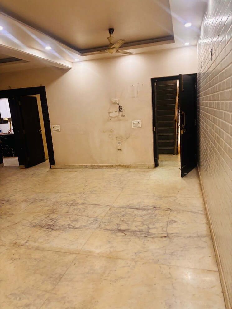 undefined, ip extension 3 Bedroom 1250 Sq.Ft. Apartment In Ip Extension Delhi 8501037