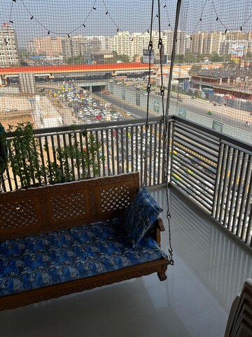 2 BHK Apartment – Exterior View View at Vaishnodevi Circle - for Rent