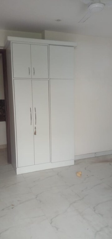 2 BHK Apartment For Rent in Unitech The Residences Sector 33, Sector 33