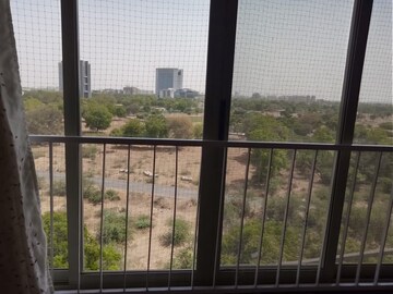 2 BHK Apartment – Exterior View View at Vaishnodevi Circle - for Rent