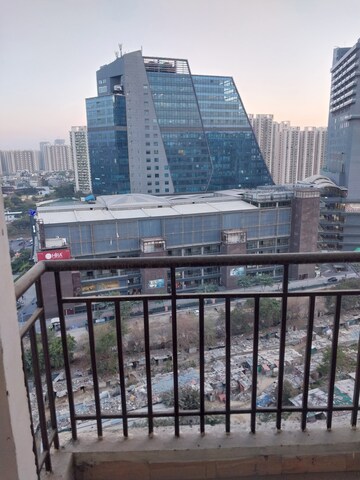 3 BHK Apartment – Exterior View View at Amrapali Golf Homes, Sector 4, Greater Noida - for Rent