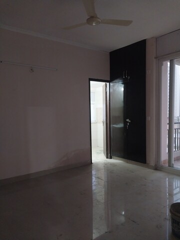 Living Room in 3 BHK Apartment at Amrapali Golf Homes, Sector 4, Greater Noida – for Rent