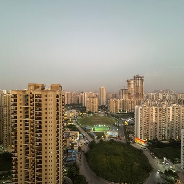 Balcony in 4 BHK Apartment at Dasnac Burj, Sector 75 – for Rent