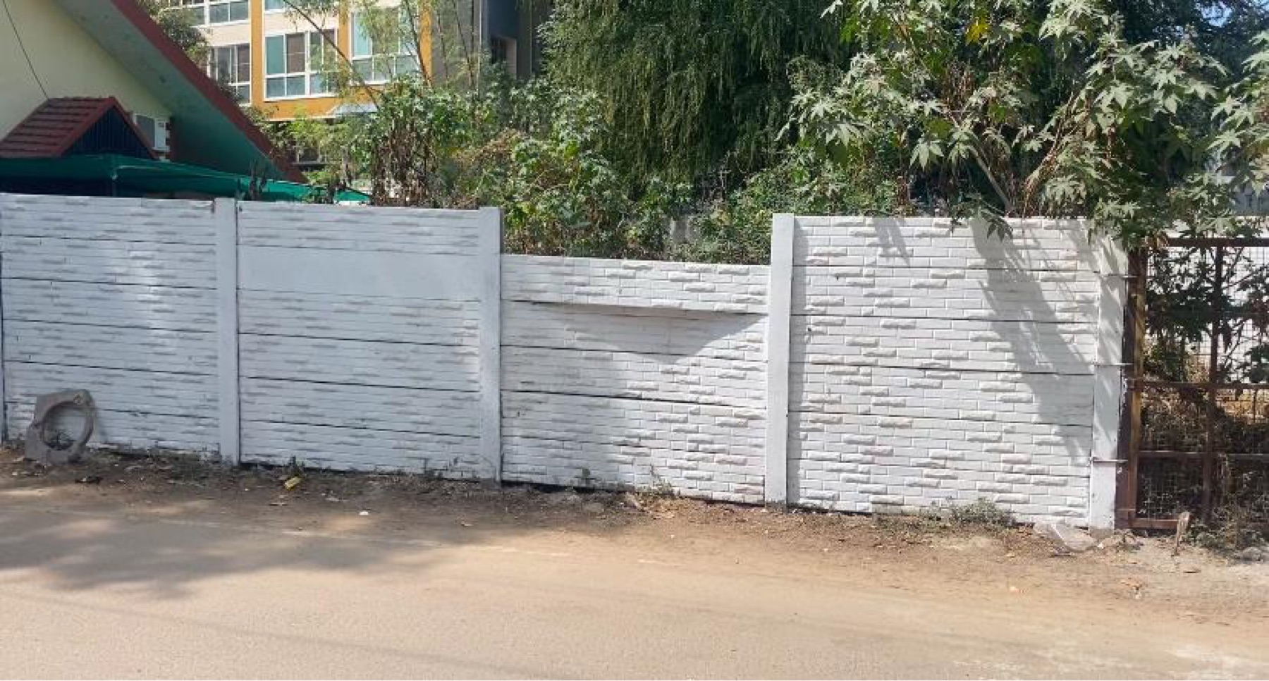 Plot For Sale in Hennur