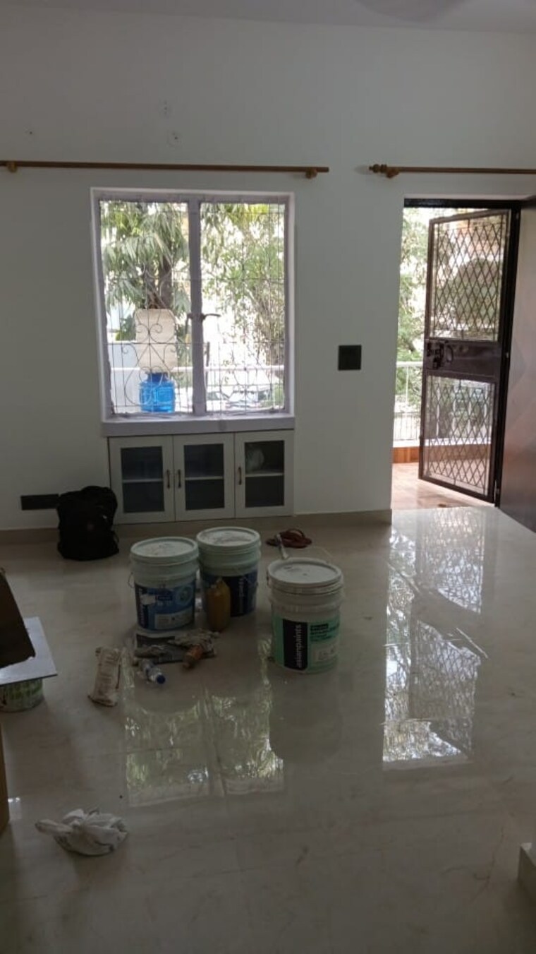 Room, east of kailash 3 Bedroom 1200 Sq.Ft. Independent House In East Of Kailash Delhi 8501622