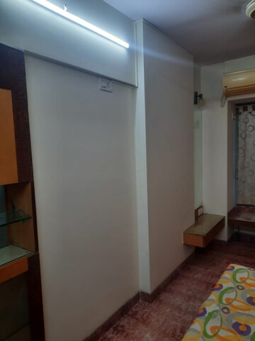  1 BHK Apartment at Gods Gift Apartment 2, Lower Parel – for Rent