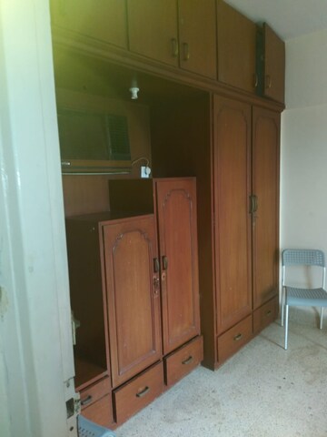 Room in 1 BHK Apartment at Vithaldas Nagar – for Rent