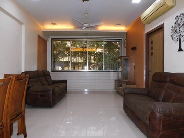 1 BHK Apartment For Rent in Dadar West