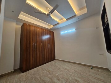 Bedroom in 3 BHK Builder Floor at Saket – for Rent