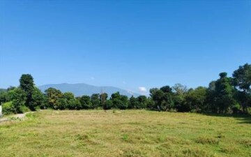 Plot For Sale in Salan Gaon