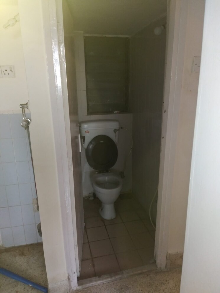 Attached Bathroom, vithaldas nagar 2 Bedroom 888 Sq.Ft. Apartment In Vithaldas Nagar Mumbai 8501887