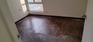 Room in 2 BHK Apartment at Jaypee Wish Town Klassic, Sector 134 – for Rent
