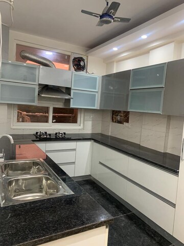 Kitchen in 3 BHK Builder Floor at Sector 57 – for Rent