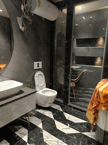 Attached Bathroom in 3 BHK Builder Floor at Sector 57 – for Rent