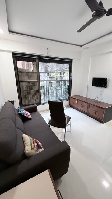 Living Room in 1 BHK Apartment at Matunga West – for Rent