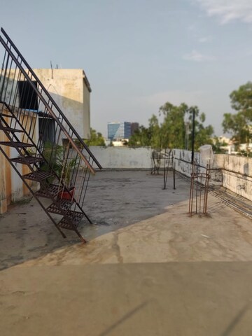  1 BHK Penthouse at Banjara Hills – for Rent