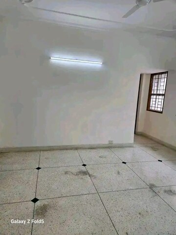 Bedroom in 2.5 BHK Apartment at Thane West – for Sale