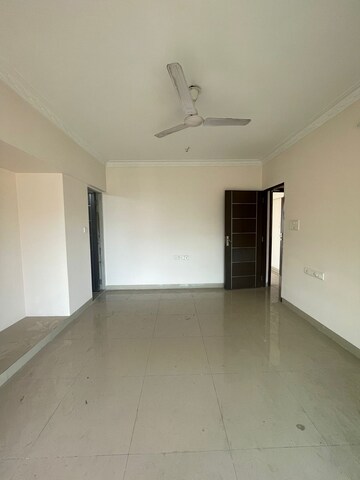 Room in 3 BHK Apartment at Nahar Iris Ivy, Andheri East – for Rent