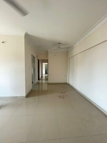 Room in 3 BHK Apartment at Nahar Iris Ivy, Andheri East – for Rent