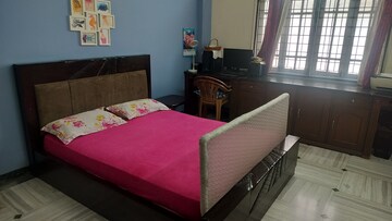 Room in 3 BHK Apartment at Jubilee Hills – for Rent