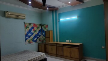 Room in 3 BHK Apartment at Jubilee Hills – for Rent