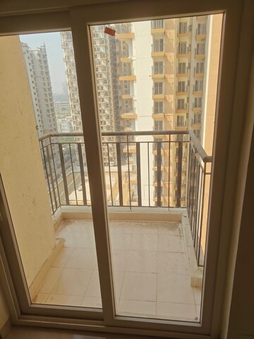 3 BHK Apartment – Exterior View View at Amrapali Centurian Park, Tech Zone 4 Greater Noida - for Rent