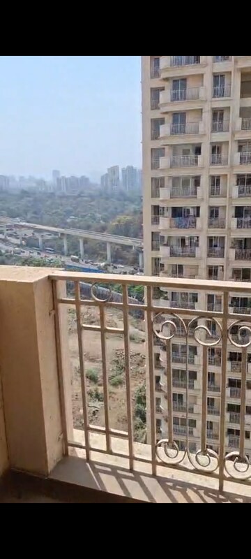  2 BHK Apartment at Hiranandani Estate Standford, Ghodbunder Road – for Rent