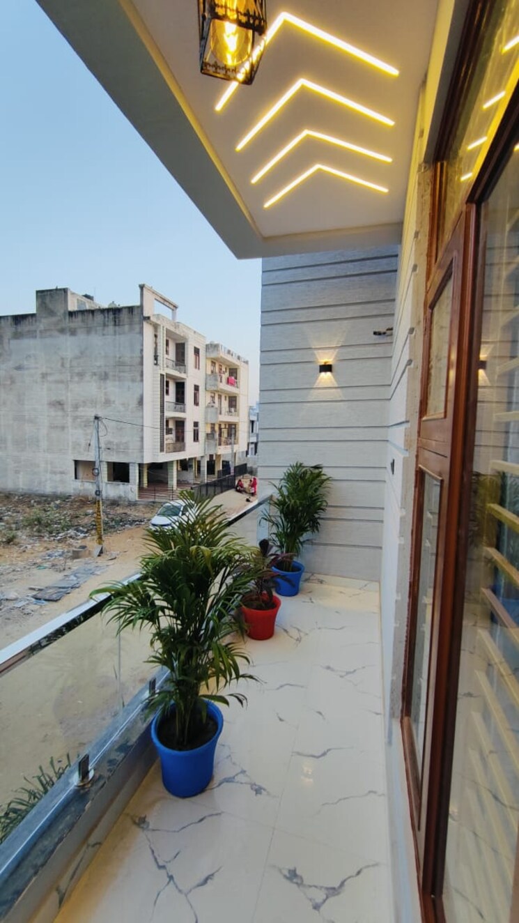 Balcony, kalwar road 4 Bedroom 100 Sq.Yd. Villa In Kalwar Road Jaipur 8502156