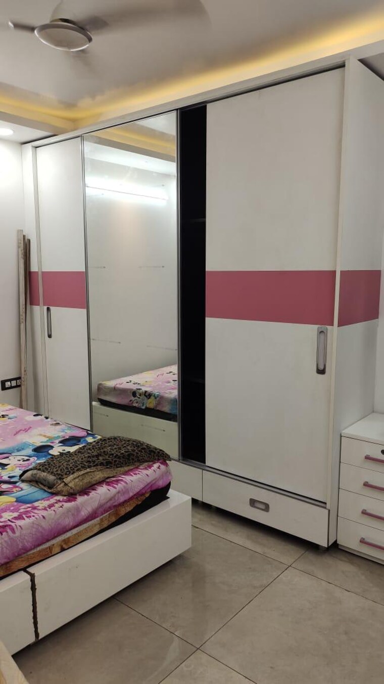 Bedroom, raja garden 3 Bedroom 180 Sq.Yd. Builder Floor In Raja Garden Delhi 8502152