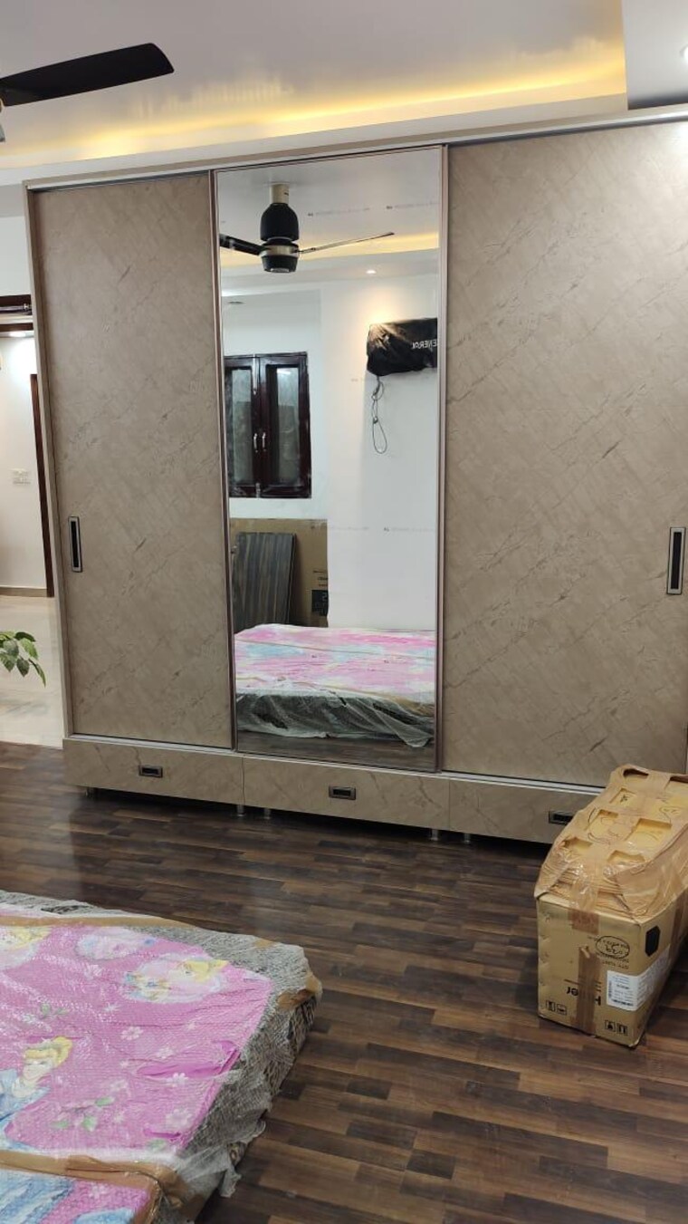 Bedroom, raja garden 3 Bedroom 180 Sq.Yd. Builder Floor In Raja Garden Delhi 8502152