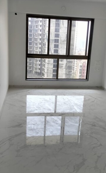 2 BHK Apartment For Rent in Dosti Oro 67, Kandivali West