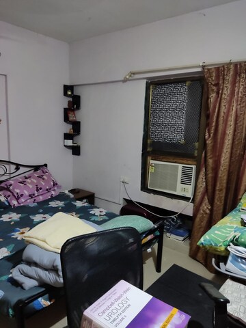 Bedroom in 1 BHK Apartment at Dosti Daffodil, Wadala East – for Rent