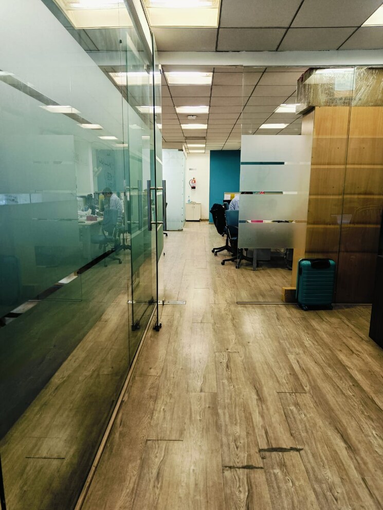 Team Area, go-work Commercial Office Space 2500 Sq.Ft. In Udyog Vihar Phase 1 Gurgaon 8502218