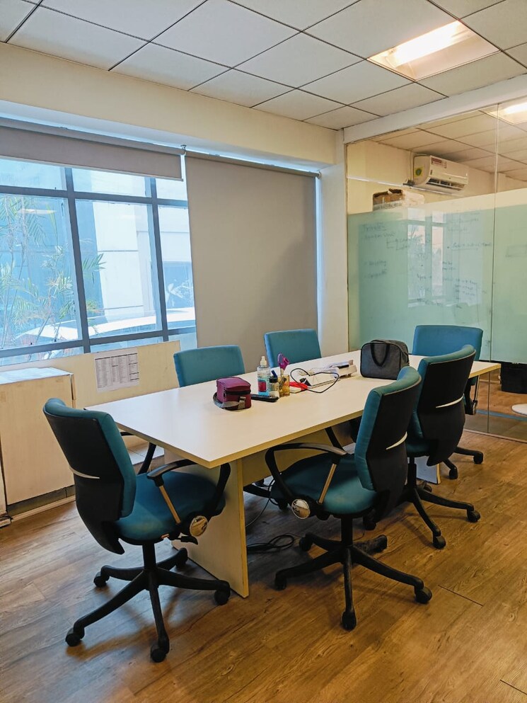 Team Area, go-work Commercial Office Space 2500 Sq.Ft. In Udyog Vihar Phase 1 Gurgaon 8502218