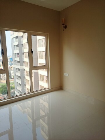 Room in 3 BHK Apartment at PS One 10, New Town – for Sale