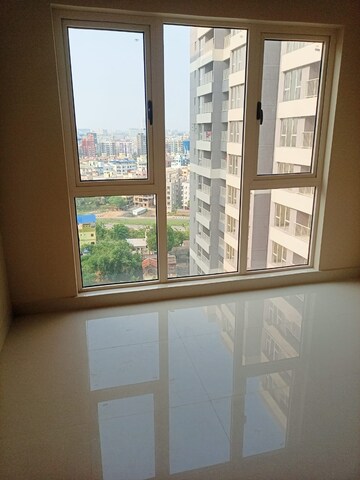 Room in 3 BHK Apartment at PS One 10, New Town – for Sale