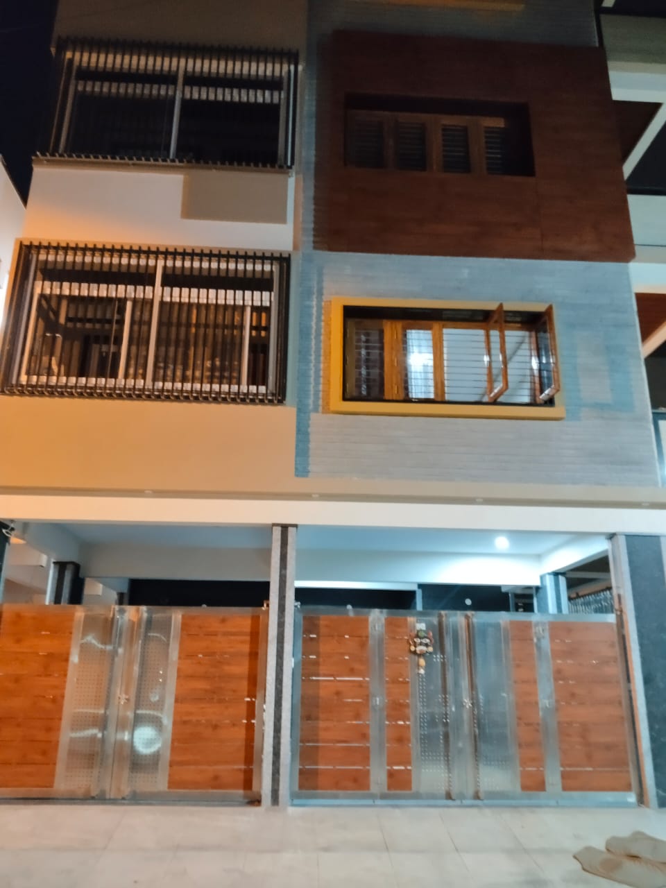 6 BHK + Pooja Room Independent House For Sale in Kothanur