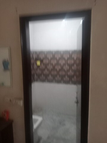 Attached Bathroom in 2 BHK Builder Floor at Gulabi Bagh – for Rent