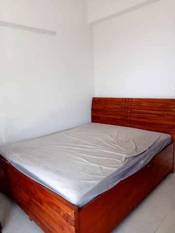 Room in 1 BHK Apartment at SG Andour Heights, Sector 71 – for Rent