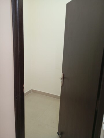  3 BHK Villa at Amrapali Dream Valley, Tech Zone 4 Greater Noida – for Rent