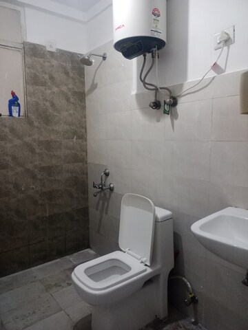 Attached Bathroom in 2 BHK Apartment at Suncity Avenue 102, Sector 102 – for Rent