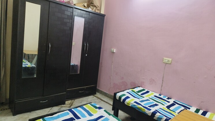 Room, sector 6 Pg For Girls In Sector 6 8502438