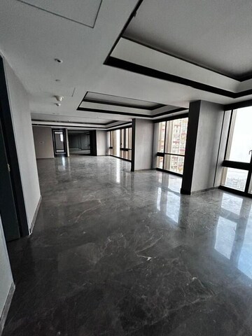 5 BHK Apartment For Rent in Lodha Trump Tower, Worli
